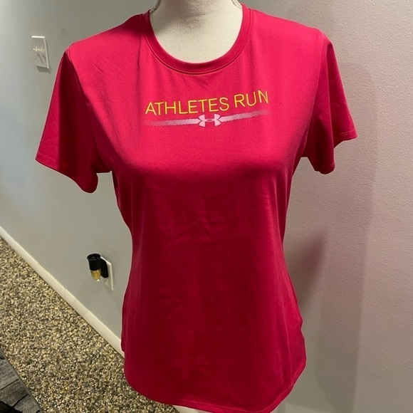 {Under Armour} heat gear t-shirt - Picture 1 of 3